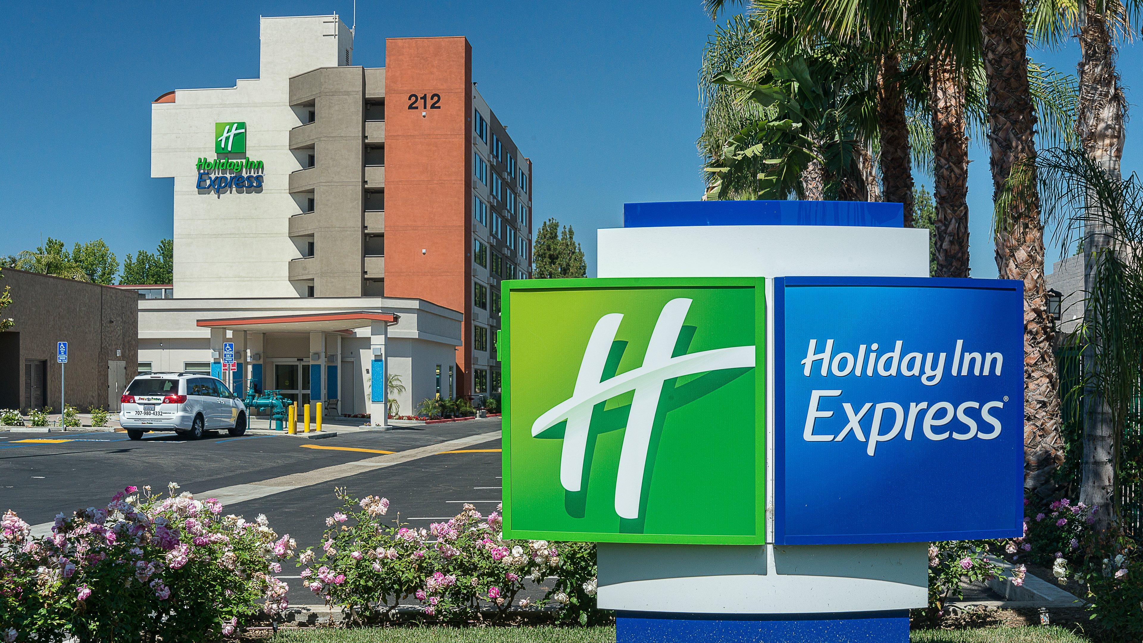 Holiday Inn Express Fullerton-Anaheim By Ihg Ngoại thất bức ảnh