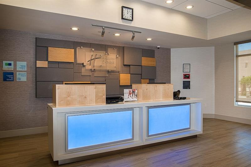 Holiday Inn Express Fullerton-Anaheim By Ihg Ngoại thất bức ảnh