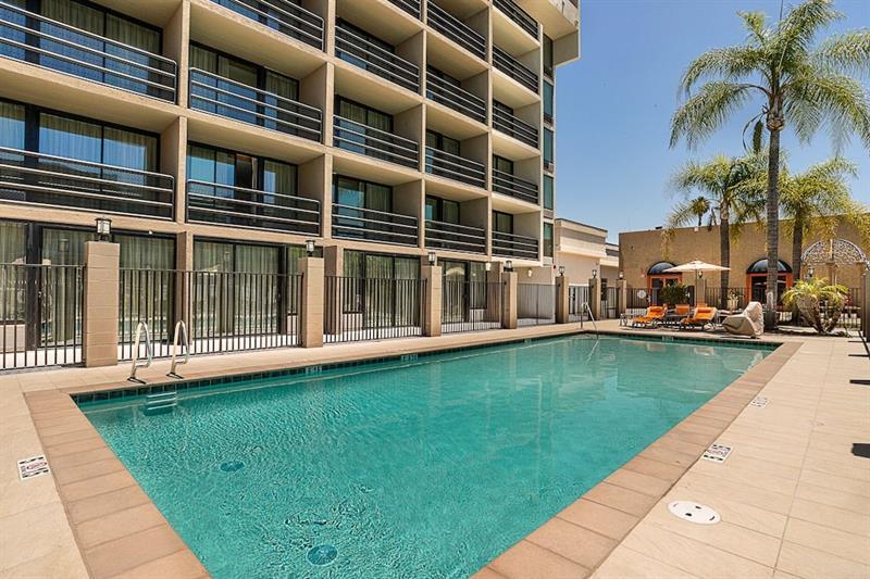 Holiday Inn Express Fullerton-Anaheim By Ihg Ngoại thất bức ảnh